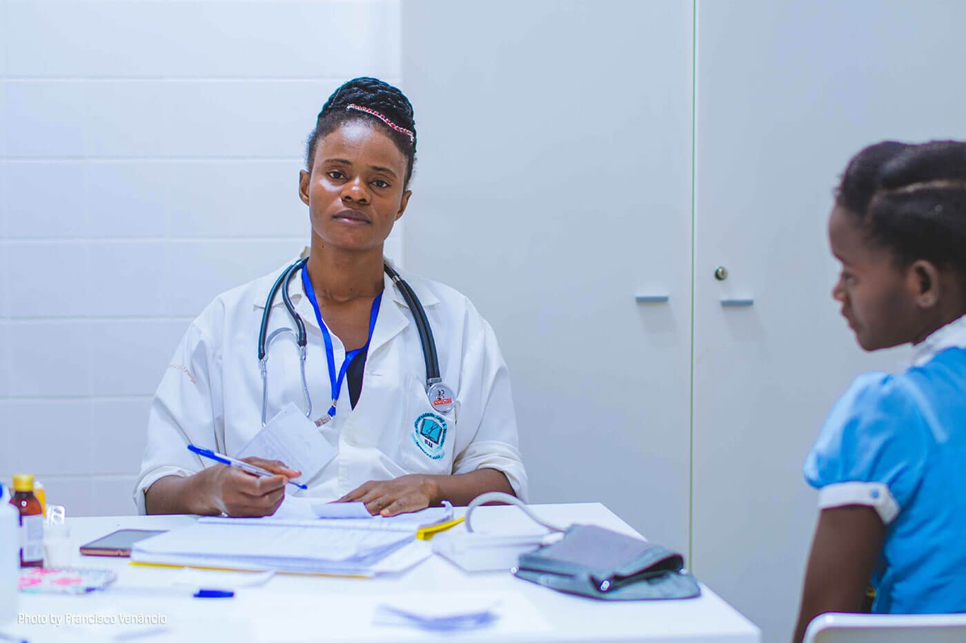 qualified-care-worker-nurse